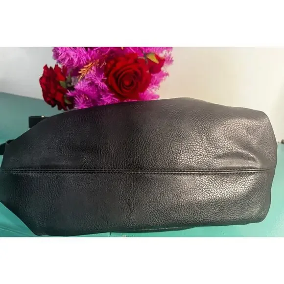 Large Black Faux Leather Tote Shoulder Bag – Pre-Owned – Spacious & Functional - Picture 4 of 4